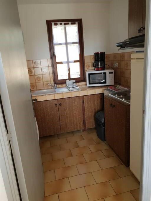 Residence Lou Cigaloun - Ana Location Греу-ле-Бен Екстер'єр фото